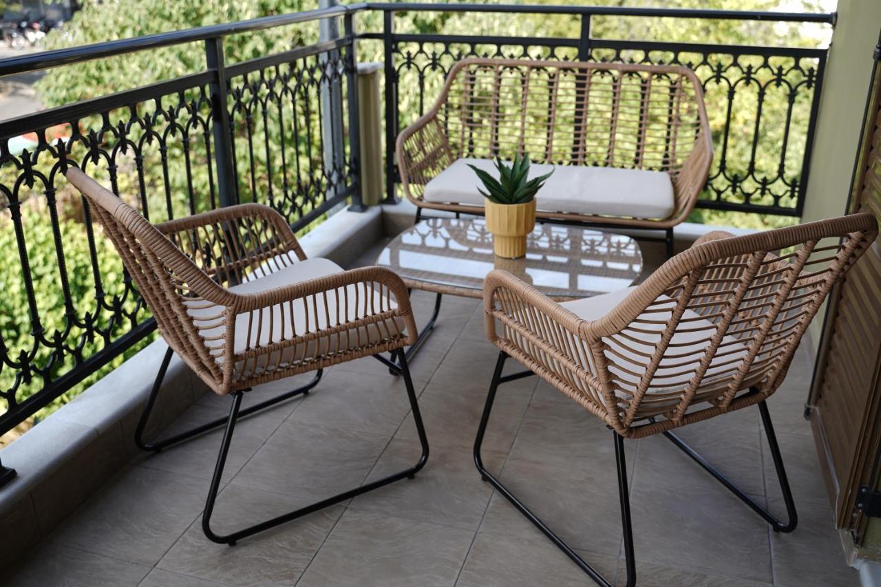 Grand View Suites Meteora Kalambaka Bagian luar foto