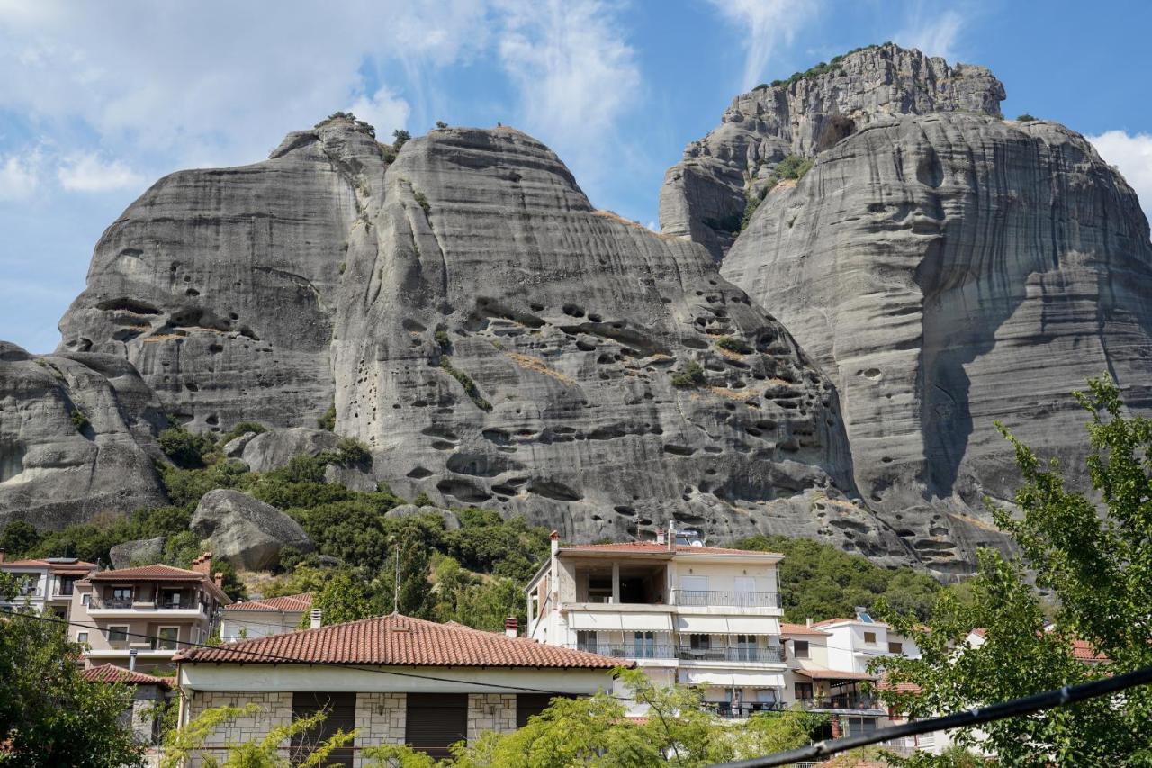 Grand View Suites Meteora Kalambaka Bagian luar foto